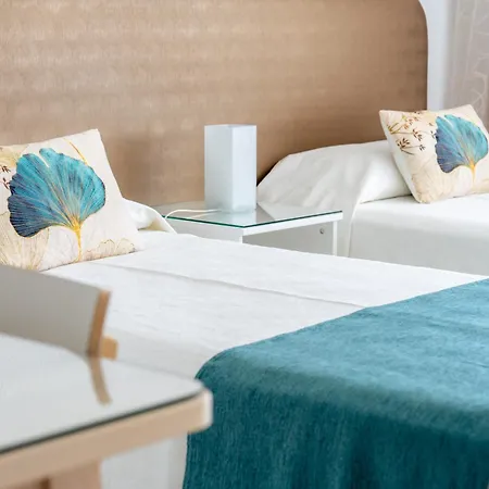 Aparthotel Borinquen 2*