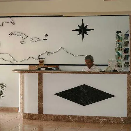 מלון דירות Borinquen
